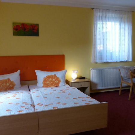 Pension Johannistal Зебніц Екстер'єр фото